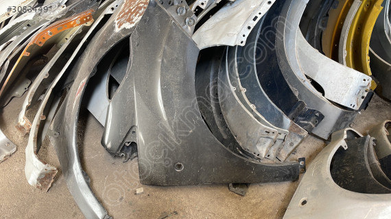 Ford Corier sağ ön çamurluk
