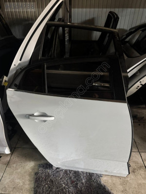 RENAULT MEGANE 4 SAĞ ARKA KAPI ÜÇEL OTO ÇIKMA BURSA