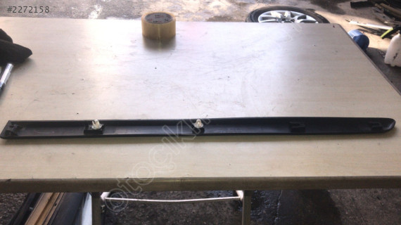 2004-2010 Peugeot 407 sağ arka kapı bandı