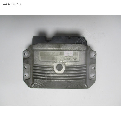 Renault Megane 1.6İ Motor Beyni 8200298463 8200298457 S3000