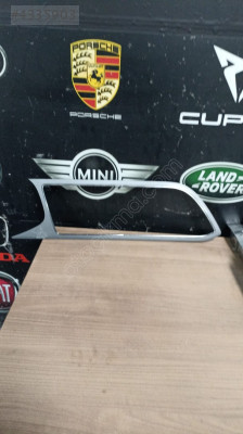 5F1858061 SEAT LEON GÖĞÜS TEYP IZGARA ÇERÇEVESİ