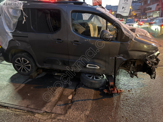 Citreon berlingo hurda belgeli bütün parçaları mevcut