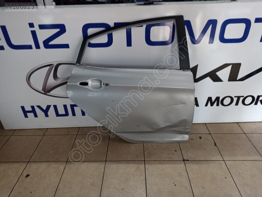 HYUNDAİ ACCENT BLUE SAĞ ARKA KAPI ORİJİNAL ÇIKMA YEDEK PARÇA