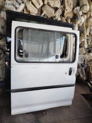 HYUNDAI H100 SAĞ SÜRGÜLÜ KAPI