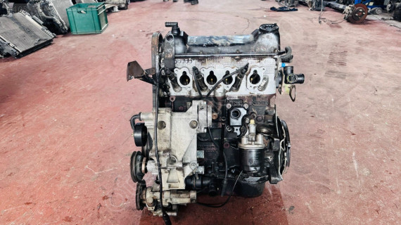 Volkswagen polo AFT 1.6 benzinli motoR