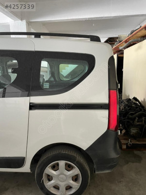 DACİA DOKKER SOL ARKA ÇAMURLUK ORJİNAL ÇIKMA