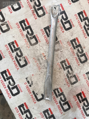 BMW G30 G31 5 Serisi Sağ Çapraz Destek Çubuğu 7416970