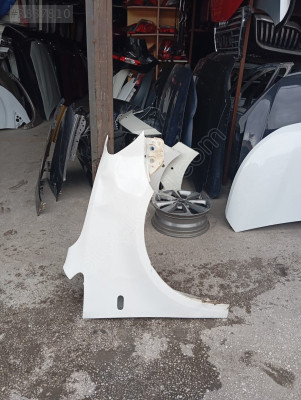 Caddy sağ çamurluk