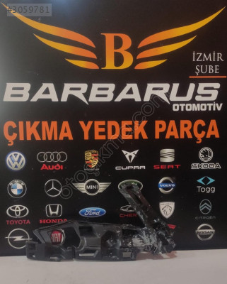 SKODA SUPER B ÖN TAMPON BRAKETİ SAĞ 3V0807056