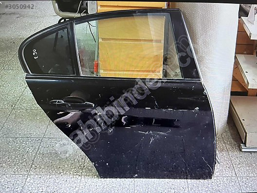 BMW 3 SERİ E90 KASA SAĞ ARKA KAPI CAMLI DOLU İÇ DÖŞEME HARİÇ