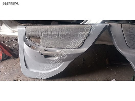 hyundai accent admire arka kapı döşemesi
