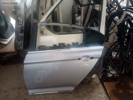 vw passat b8 sol arka kapı