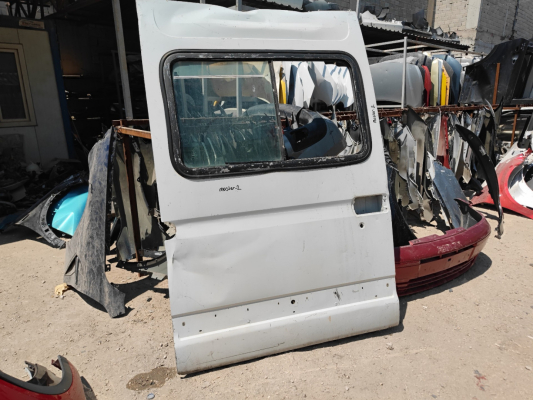 Renault Master 2 sağ sürgülü kapı