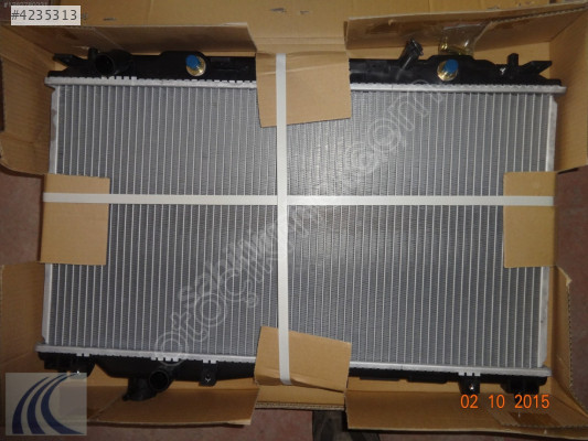 HONDA CIVIC 2004 YENİ YAN SANAYİ SU RADYATÖRÜ