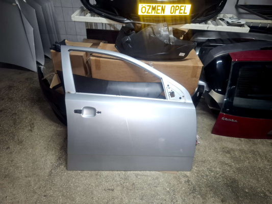 ÖZMEN OPEL ASTRA H ÇIKMA SAĞ ÖN KAPI