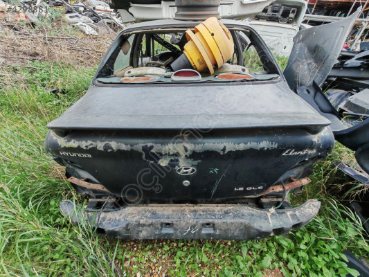 HYUNDAI ELANTRA 1.8 GLS BAGAJ KAPAĞI, ARKA TAMPON VE TÜM PARÇALAR