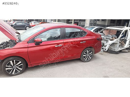 2021 VE 2024 HONDA CİTY ORİJİNAL KAPI CAMLARI