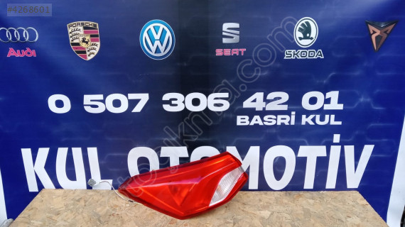 ford  focus sedan sol stop 23-25