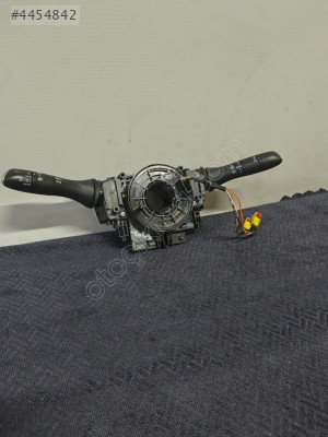 RENAULT TALİSMAN SİLGİ VE SİNYAL KOLU