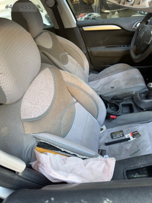 Citroën C4 şoför koltuğu