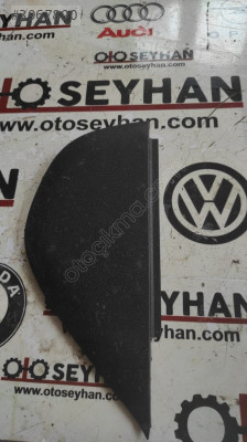 5K0858248D Golf 6 Göğüs Sağ Yan Kaplaması