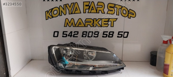 Volkswagen Jetta Orjnal Sağ Far