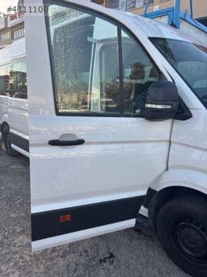 2023 CRAFTER ÇIKMA ORJİNAL DOLU HATASIZ BOYASIZ SAĞ ÖN KAPI