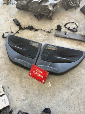 Corsa C arka sağ sol kapı döşemesi