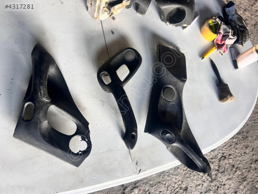 OPEL VECTRA B İÇ KAPI TUTMA KOLLARI ÇIKMA AZ HASARLI