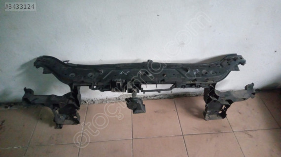 Renault Megane 2 Modeli İçin Ön Panel Çıkma Parçaları