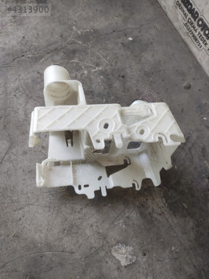 9811808980 Opel combo E pilastik