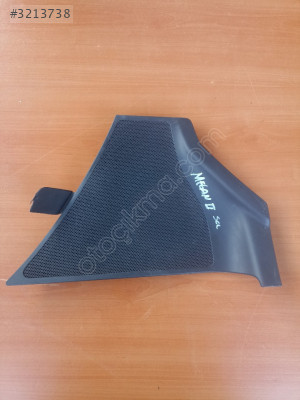 Renault Megane 2 sol ön kapı hoparlör kapağı