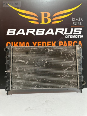 FIAT LİNEA SU RADYATÖRÜ DİZEL ORİJİNAL ÇIKMA 00517852170E