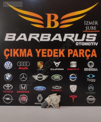 AUDİ A3 SAĞ ÖN CAM MOTORU E840311202