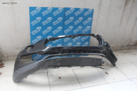 MASERATİ LEVANTE ÖN TAMPON KIRIK PARÇA