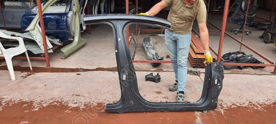 FORD FOCUS 12/15 SAĞ  YAN DUVAR SACI SEFALILAR OTO CIKMA