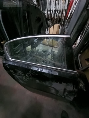 PEUGEOT 508 HATASIZ SİYAH SAĞ ARKA KAPI ORJİNAL ÇIKMA PEJO