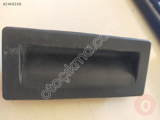 E-TRON BAGAJ AÇMA BUTONU KAMERASIZ 3V0827566
