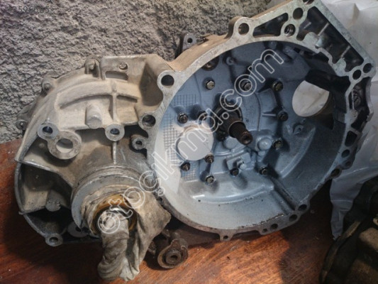 VOLKSWAGEN TRANSPORTER 2.4 ŞANZIMAN T4 ŞANZIMAN CENTER