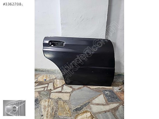 SUBARU İMPREZA SOL ÖN KAPI