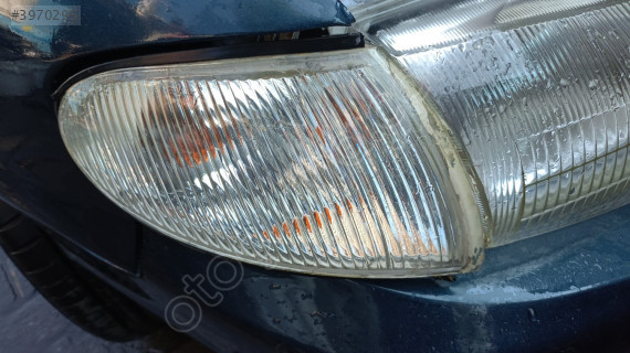 hyundai accent sağ sinyal lambası