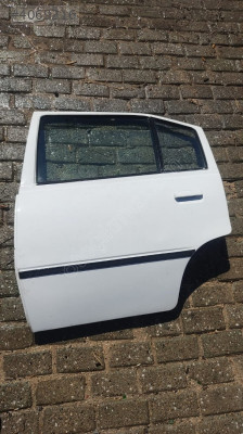 OPEL KADETT SOL ARKA KAPI ÇIKMA