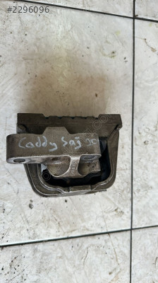 2010 VW CADDY SAĞ MOTOR KULAĞI 1.9 BLS