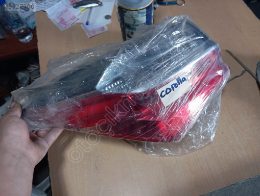 Toyota Corolla sol arka stop