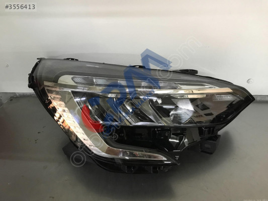 RENAULT CLİO 5 SAĞ ÖN FAR 260100902R