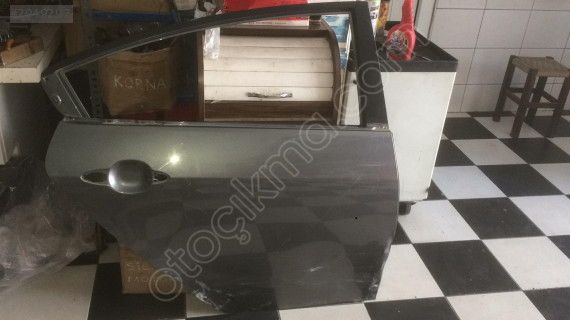 kia cerato çıkma sağ arka kapı 2015-2018