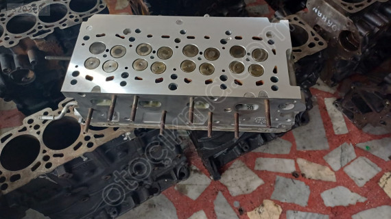 VW Crafter 2.0 ve 2.5 için Silindir Kapak Blok Parçası