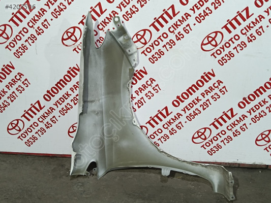 TOYOTA AURİS ÇAMURLUK