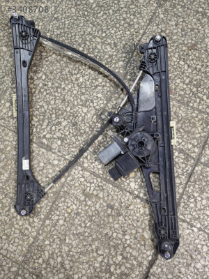 Peugeot 508 ön cam krikosu