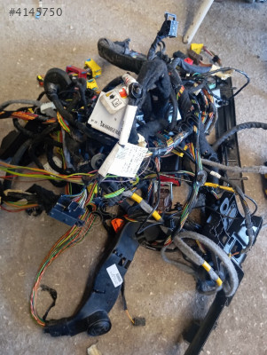 Peugeot 308 Elektrik tesisatı 9807932280